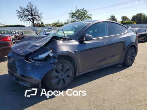 Tesla Model Y 2024 - Image 1 of 13