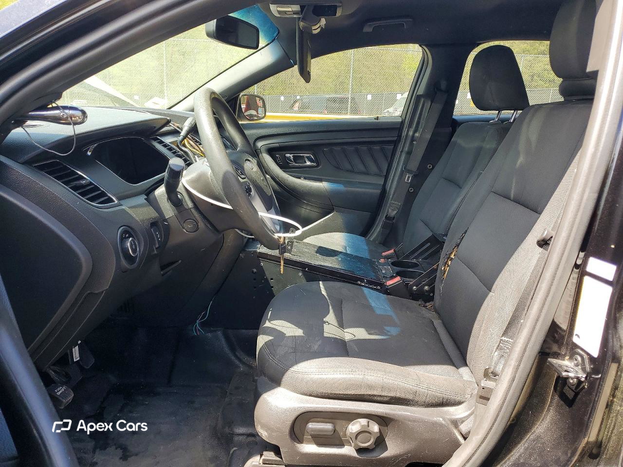 Ford Taurus 2016