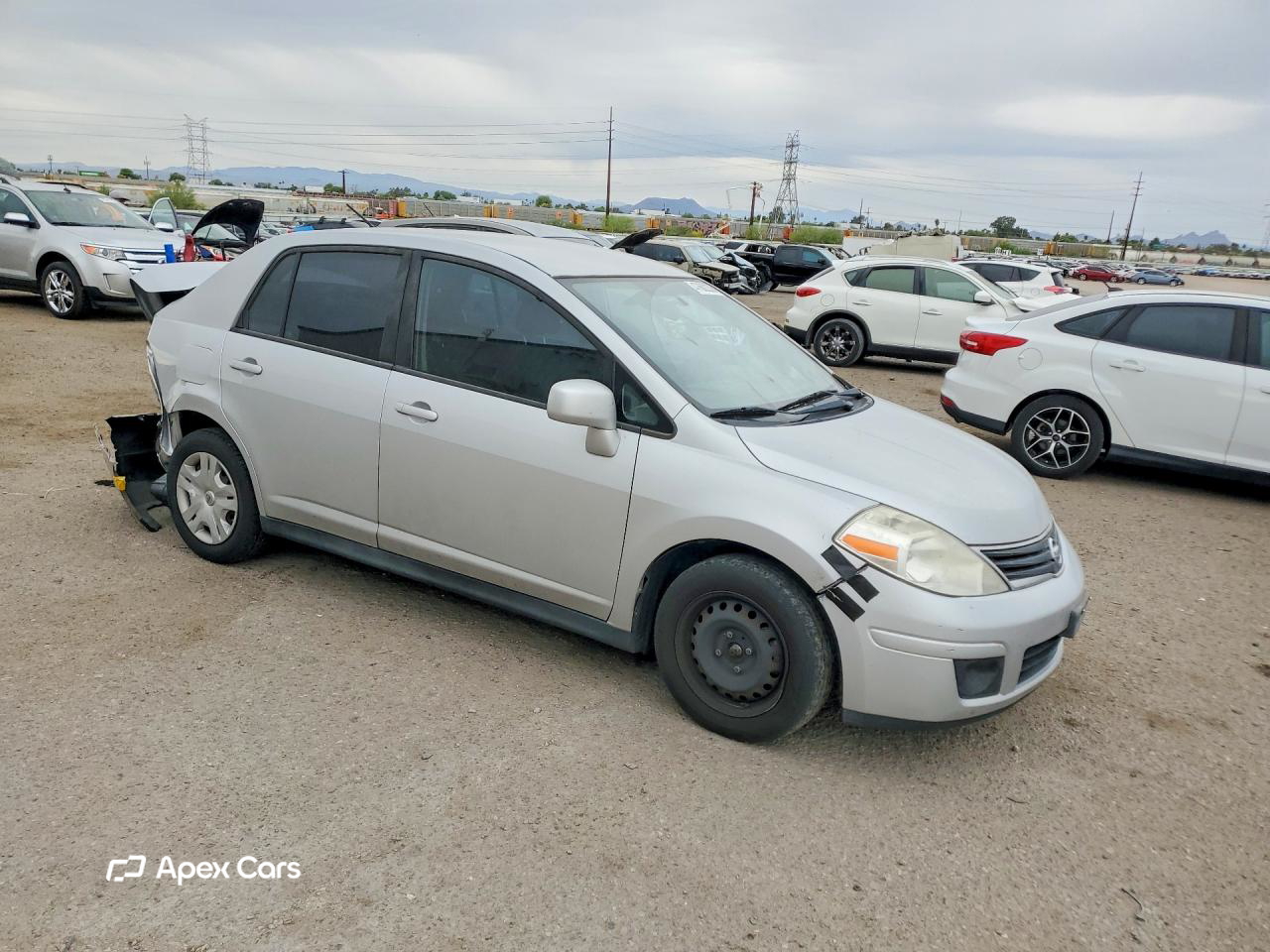 Nissan Versa 2011