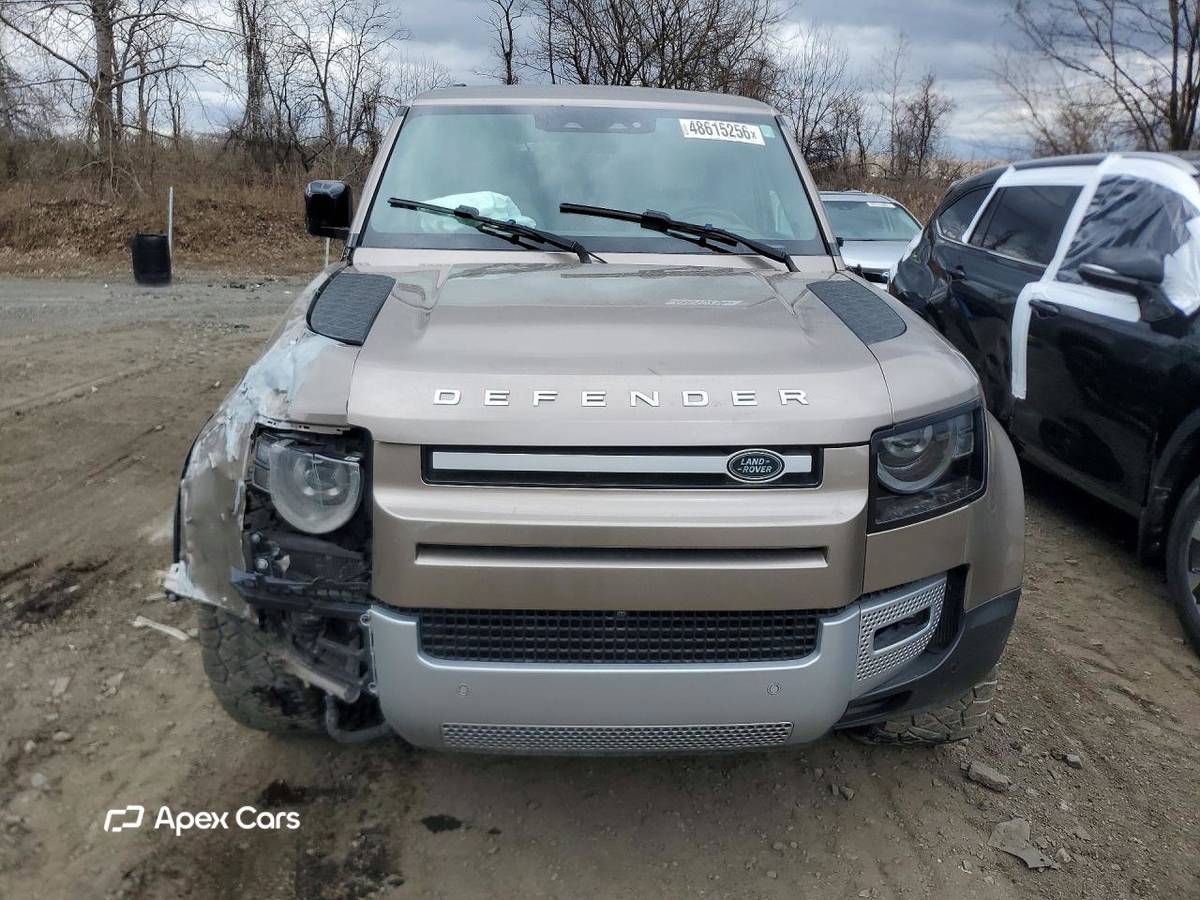 Land Rover Defender 2023