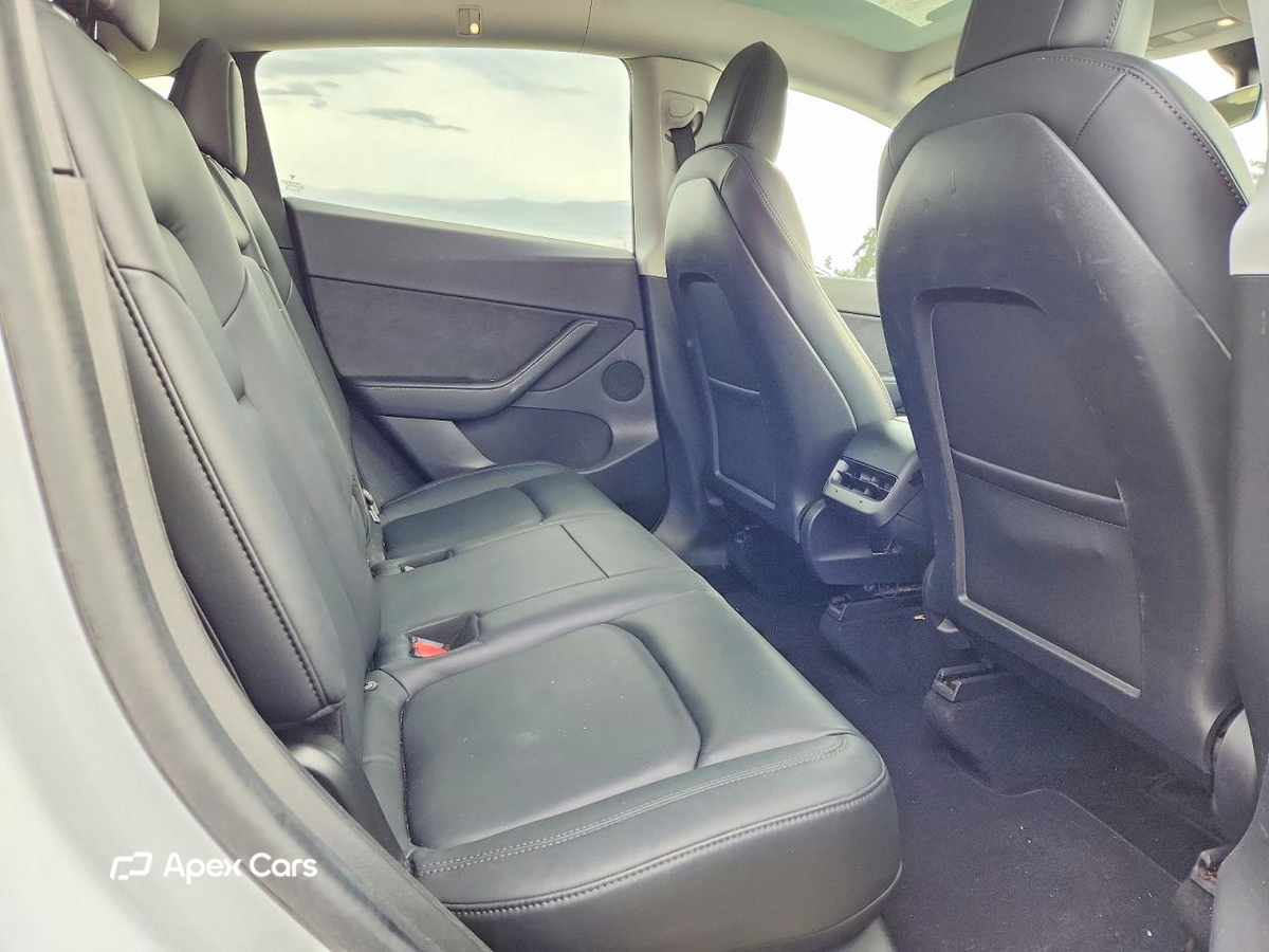 Tesla Model Y 2020