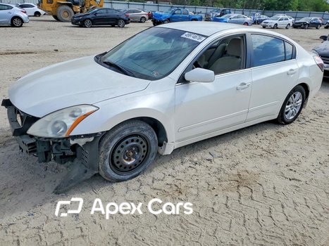 Nissan Altima 2010 - Image 1 of 13