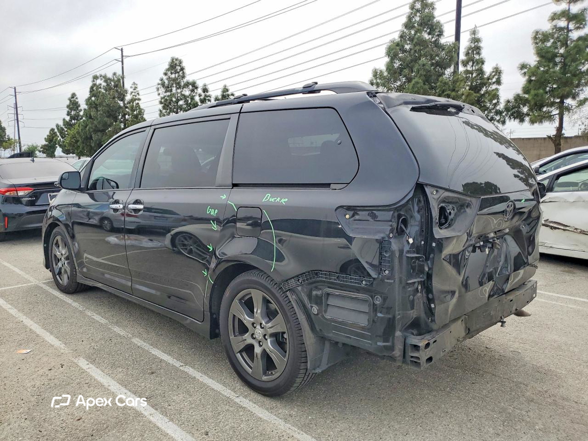 Toyota Sienna 2017