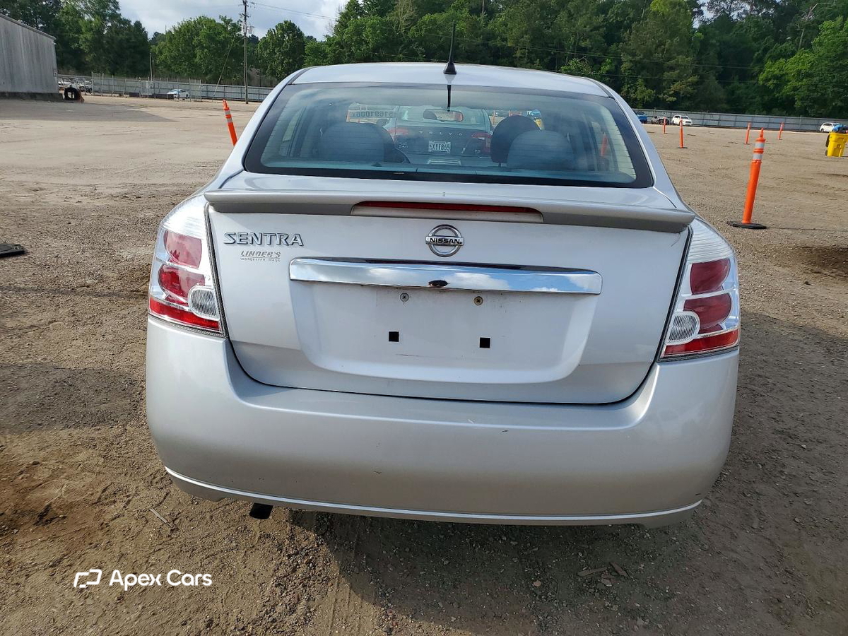 Nissan Sentra 2011