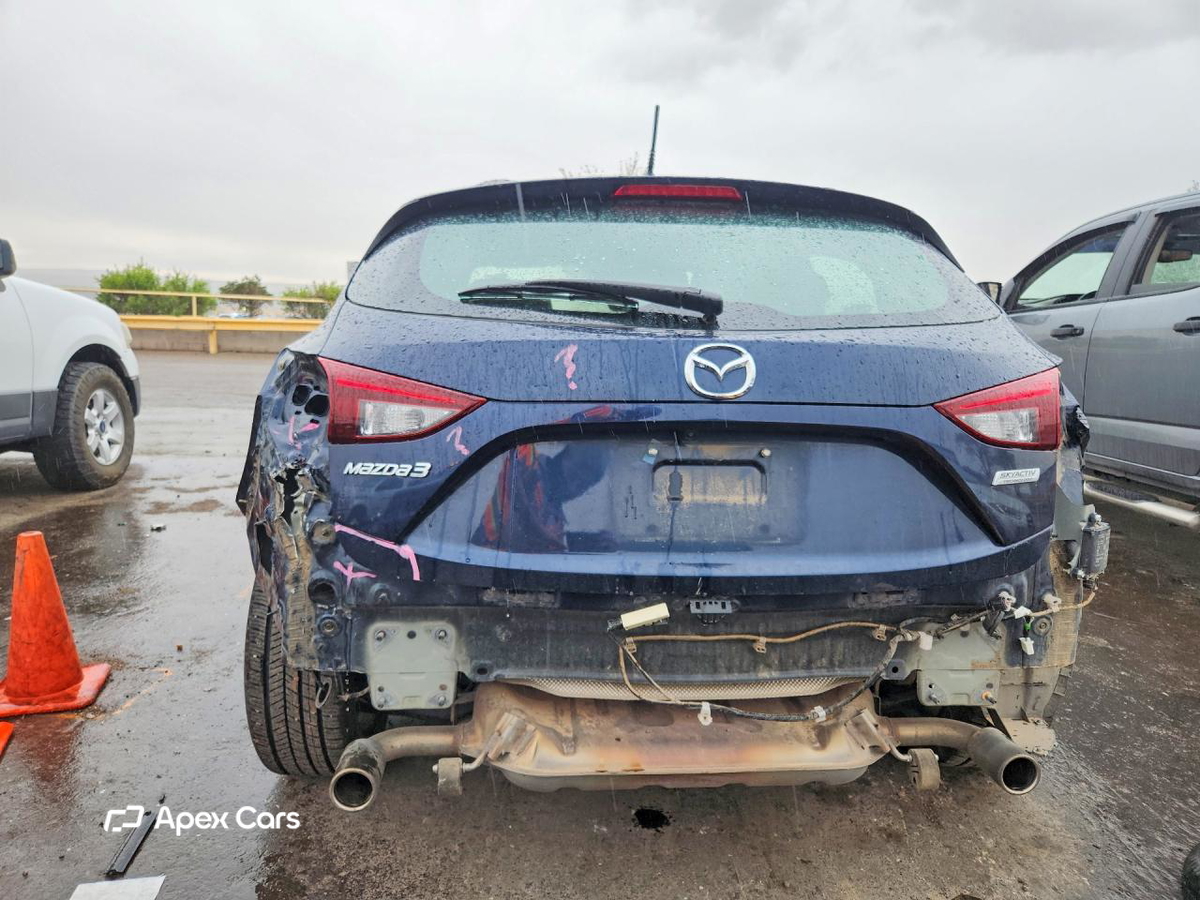 Mazda 3 2018