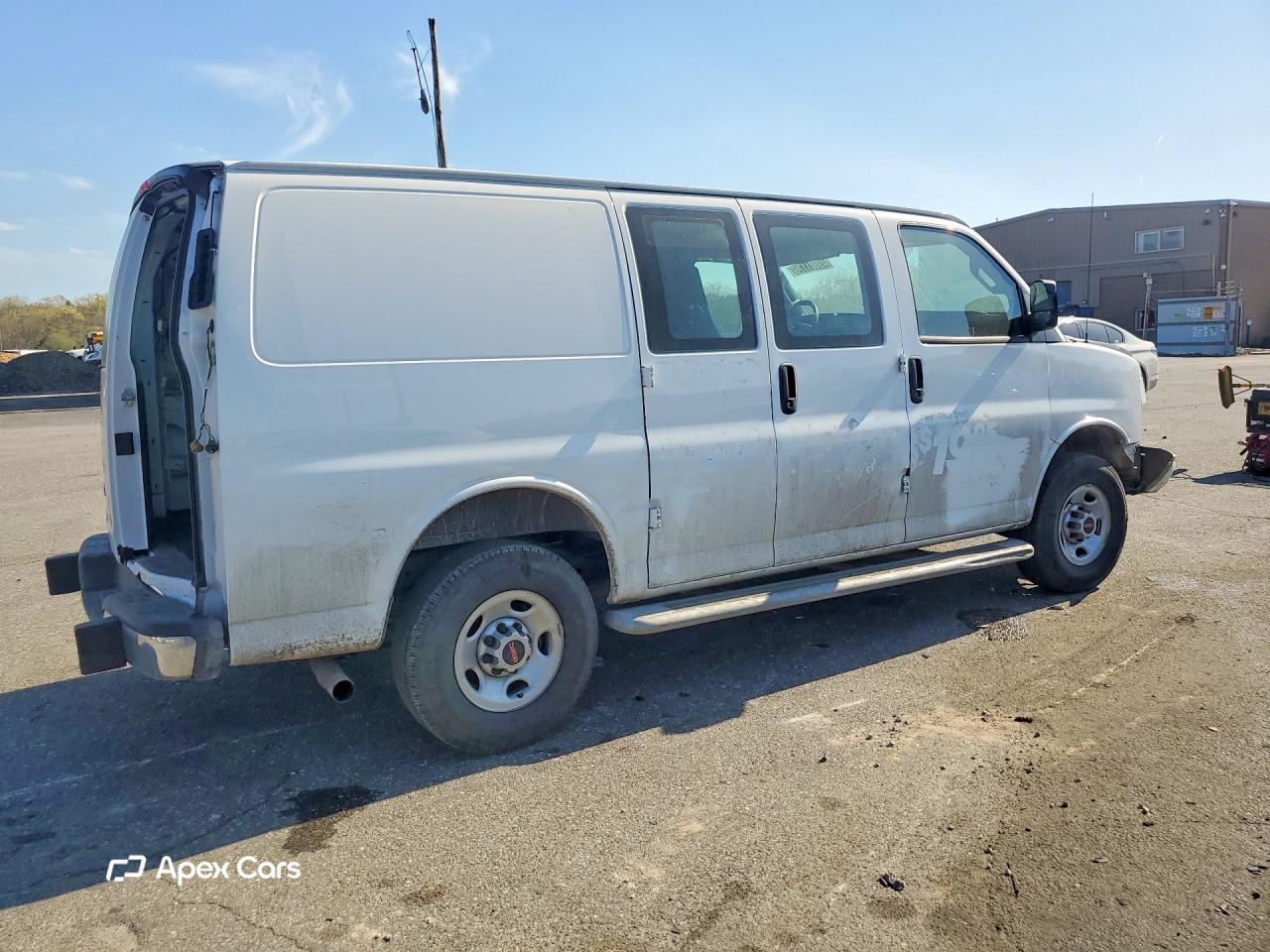 GMC Savana 2025