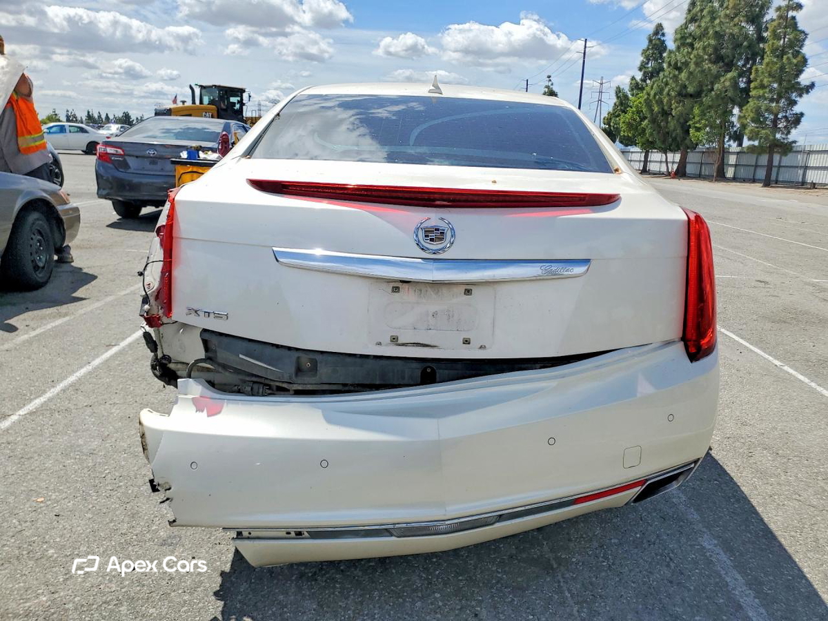 Cadillac XTS 2013