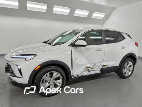 Buick Encore 2026 - Image 1 of 14