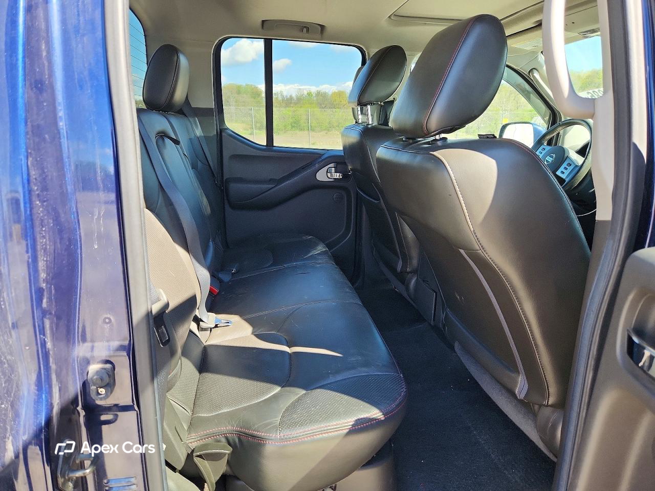 Nissan Navara (Frontier) 2011