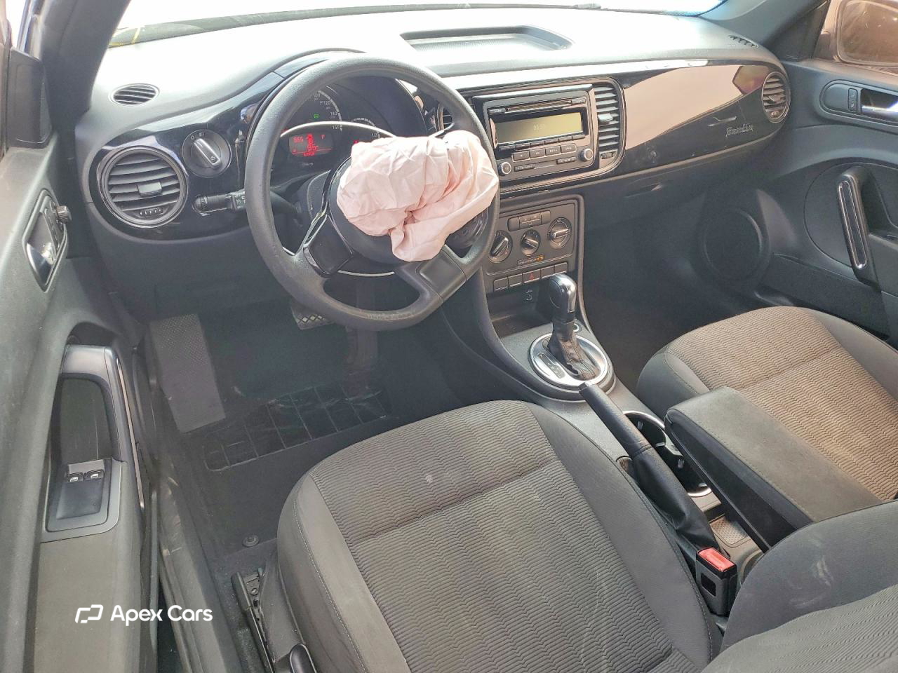 Volkswagen Beetle 2014