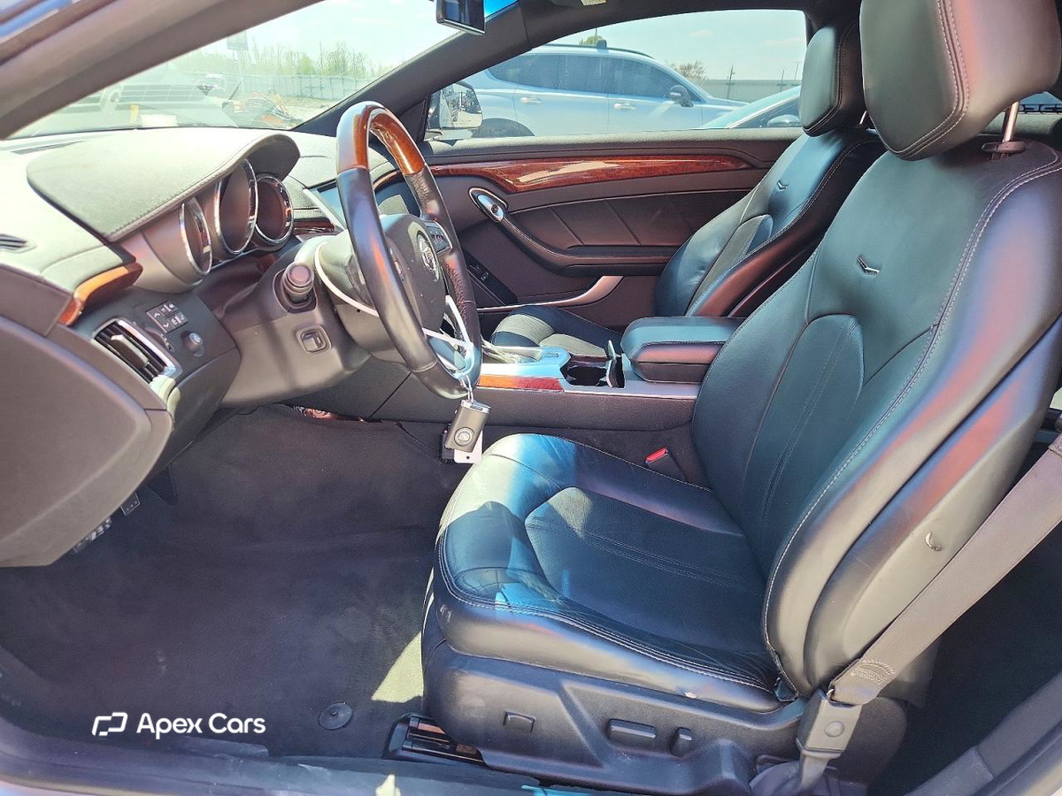 Cadillac CTS 2011