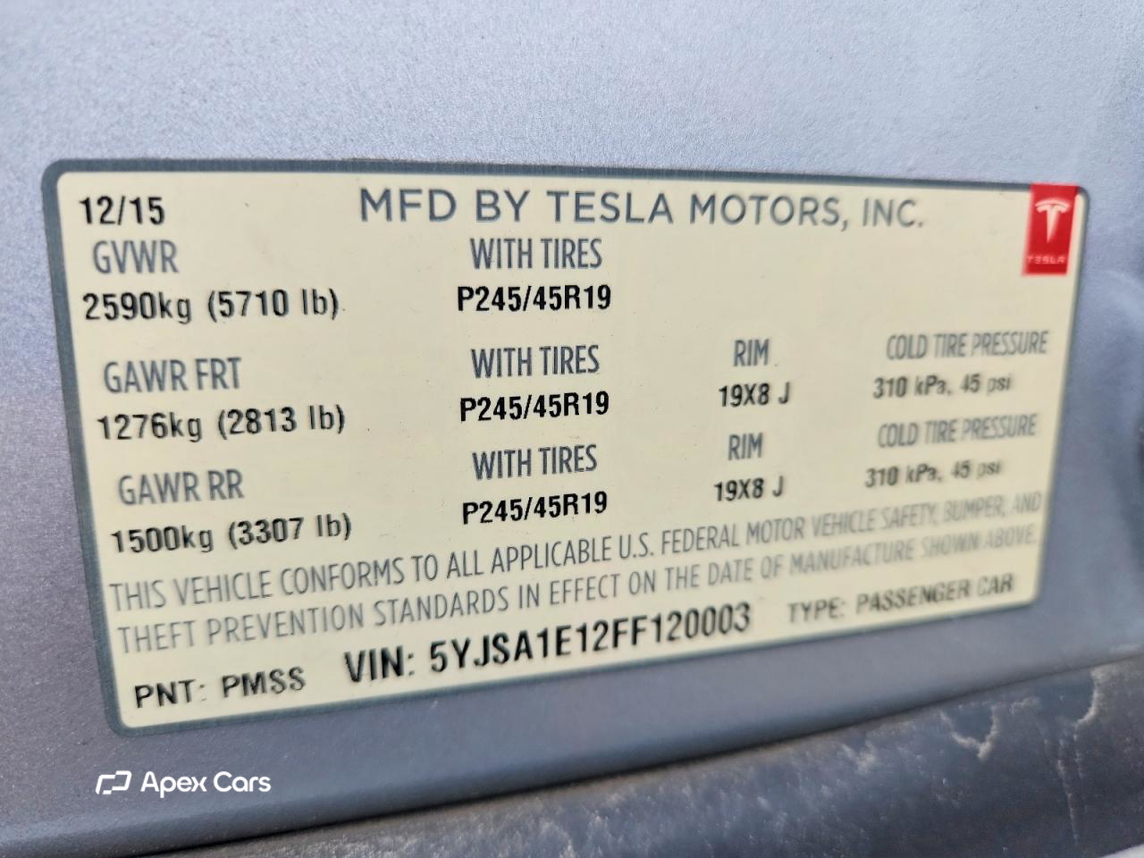 Tesla Model S 2015