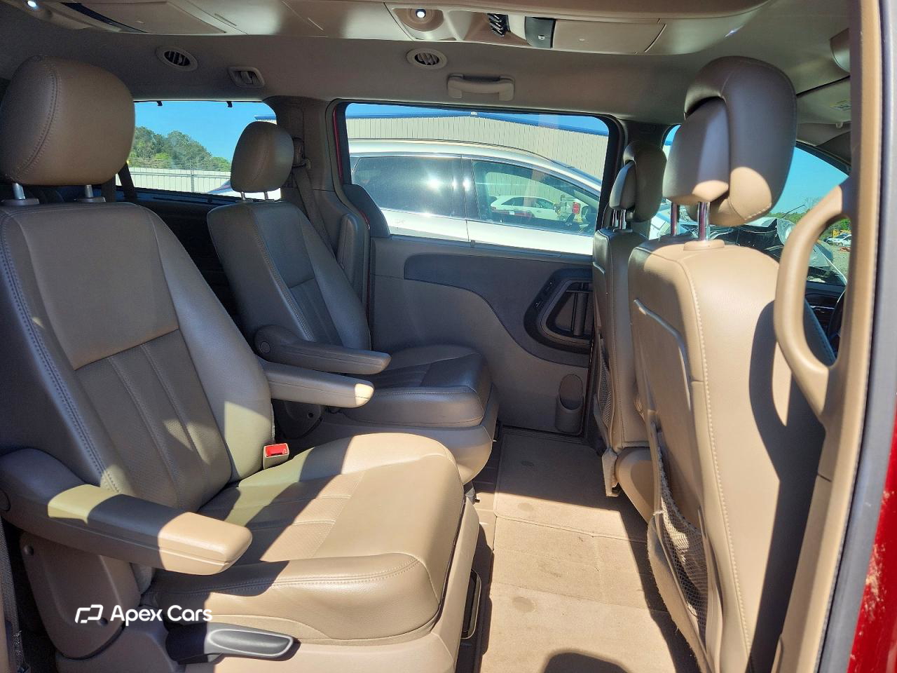 Chrysler Voyager 2015