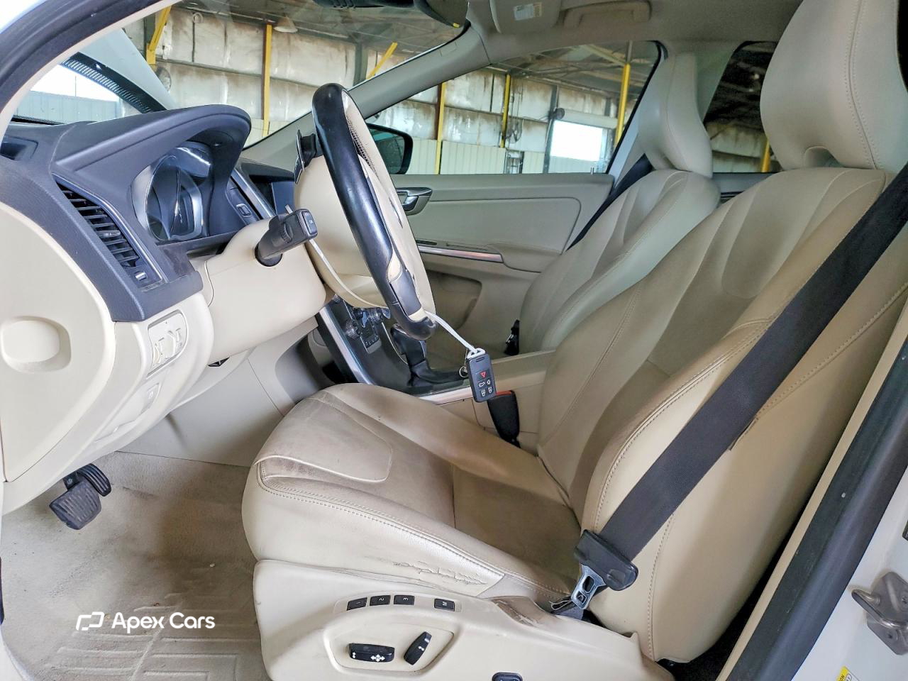 Volvo XC60 2015