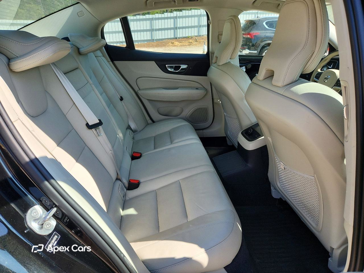 Volvo S60 2022