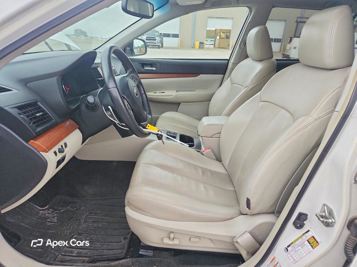 Subaru Outback 2013