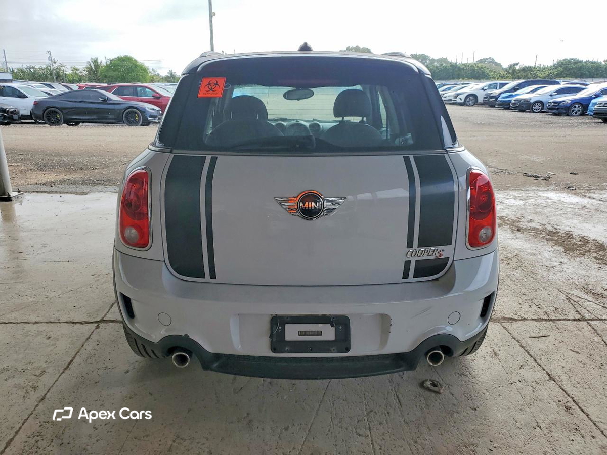 MINI Cooper 2012