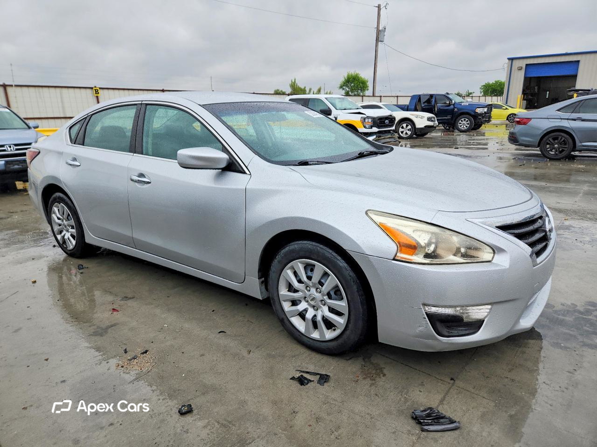 Nissan Altima 2015