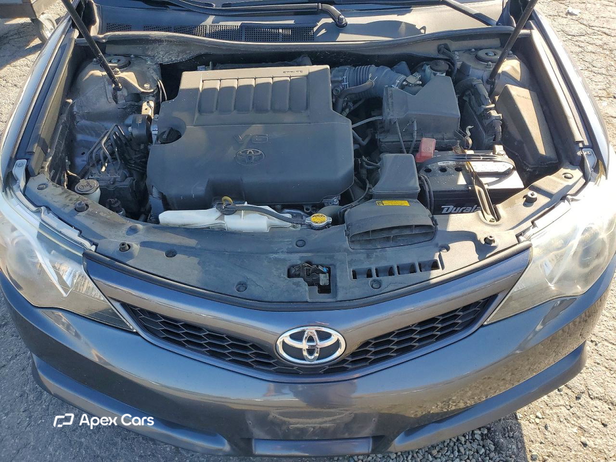 Toyota Camry 2012