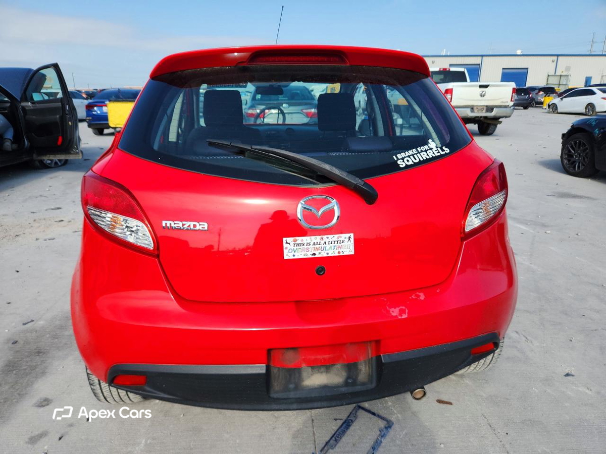 Mazda 2 2013