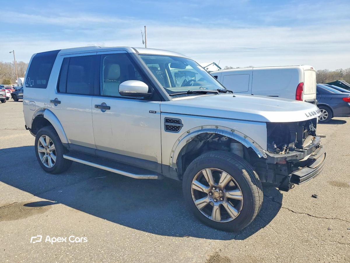 Land Rover LR4 2015