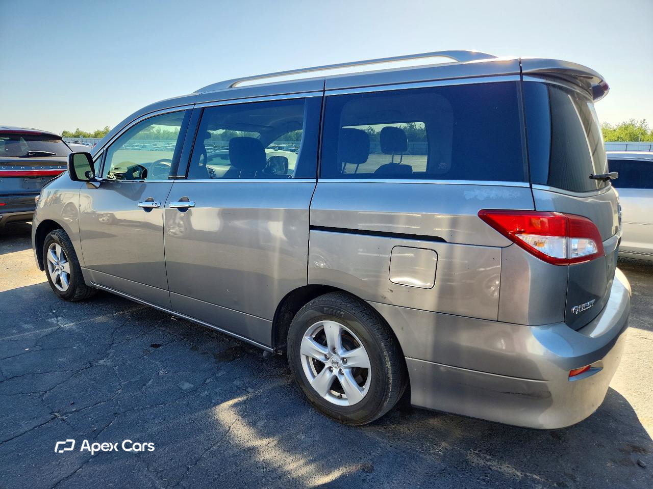 Nissan Quest 2013