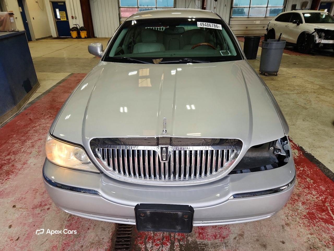 Lincoln Town Car 2004