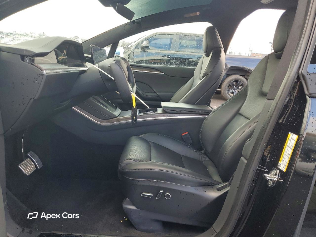 Tesla Model X 2023