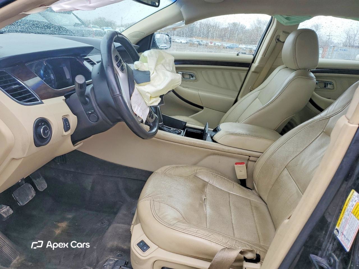 Ford Taurus 2015