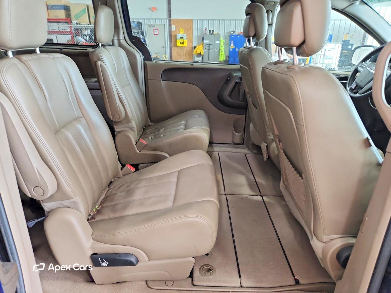 Chrysler Voyager 2013