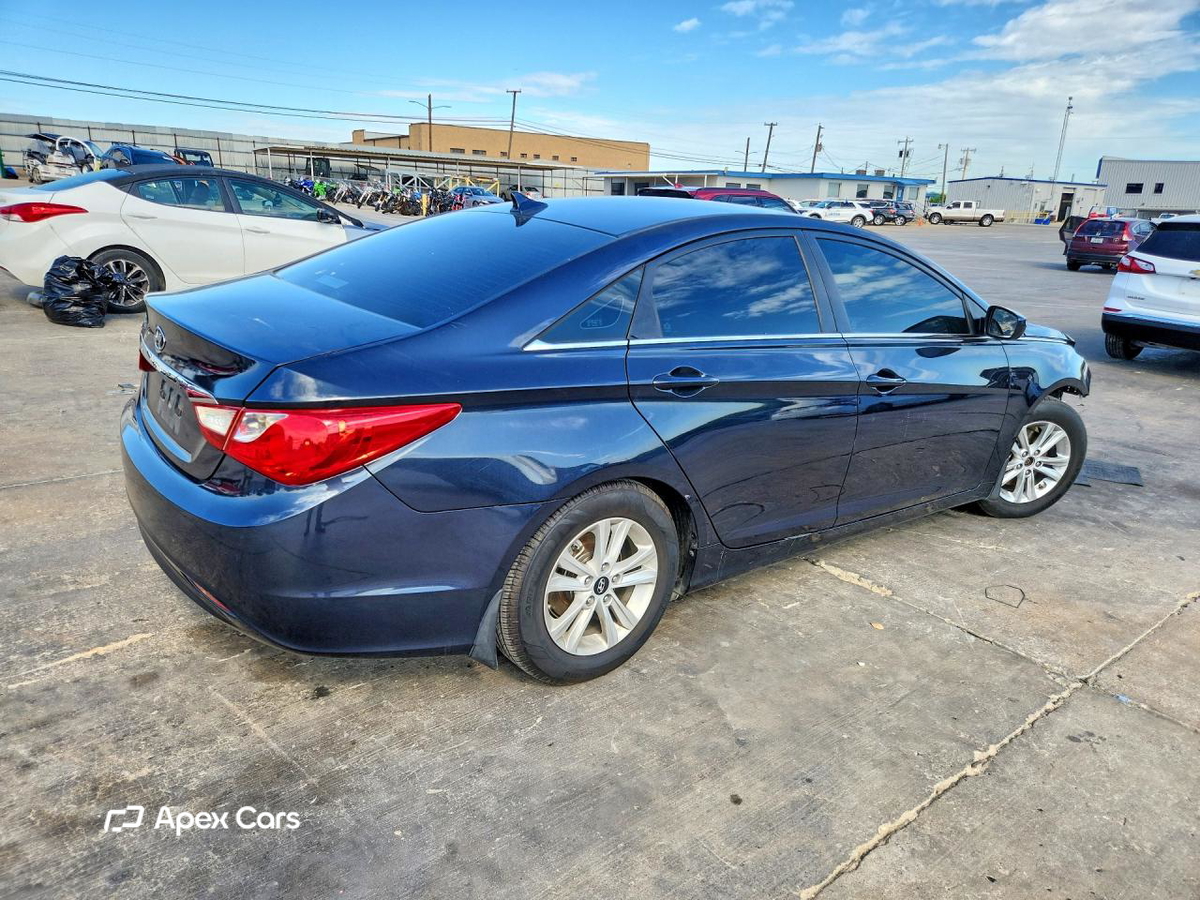 Hyundai Sonata 2011