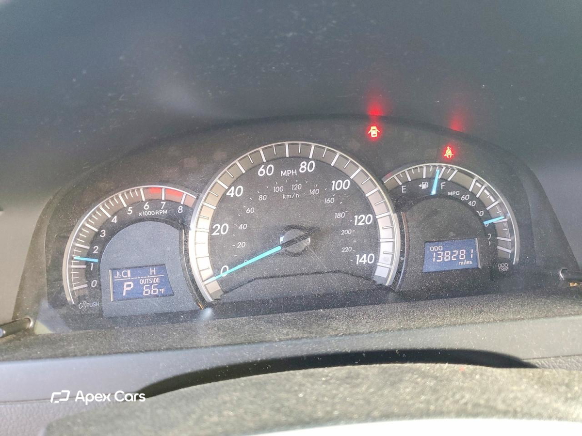 Toyota Camry 2012