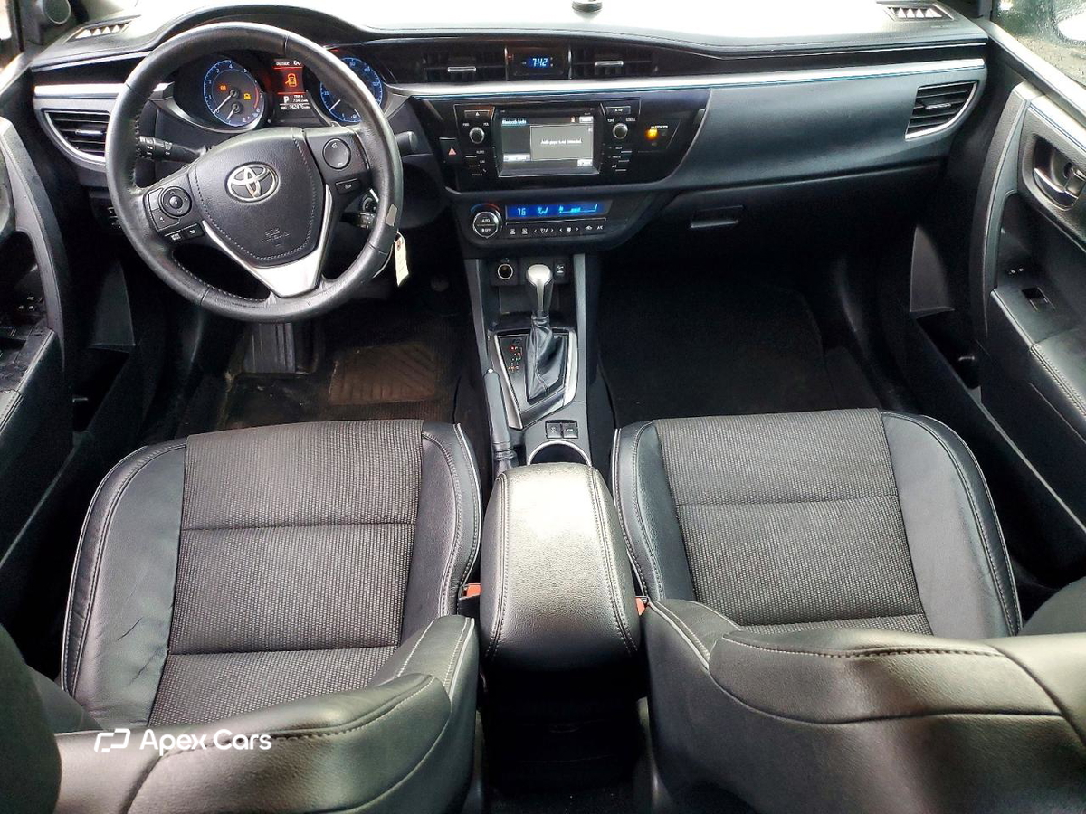 Toyota Corolla 2015