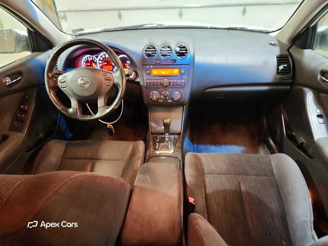 Nissan Altima 2011
