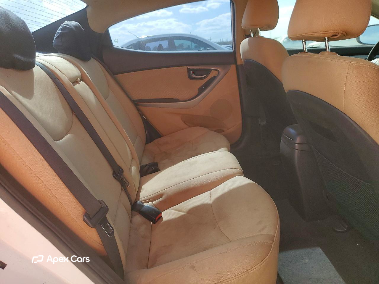 Hyundai Elantra 2013