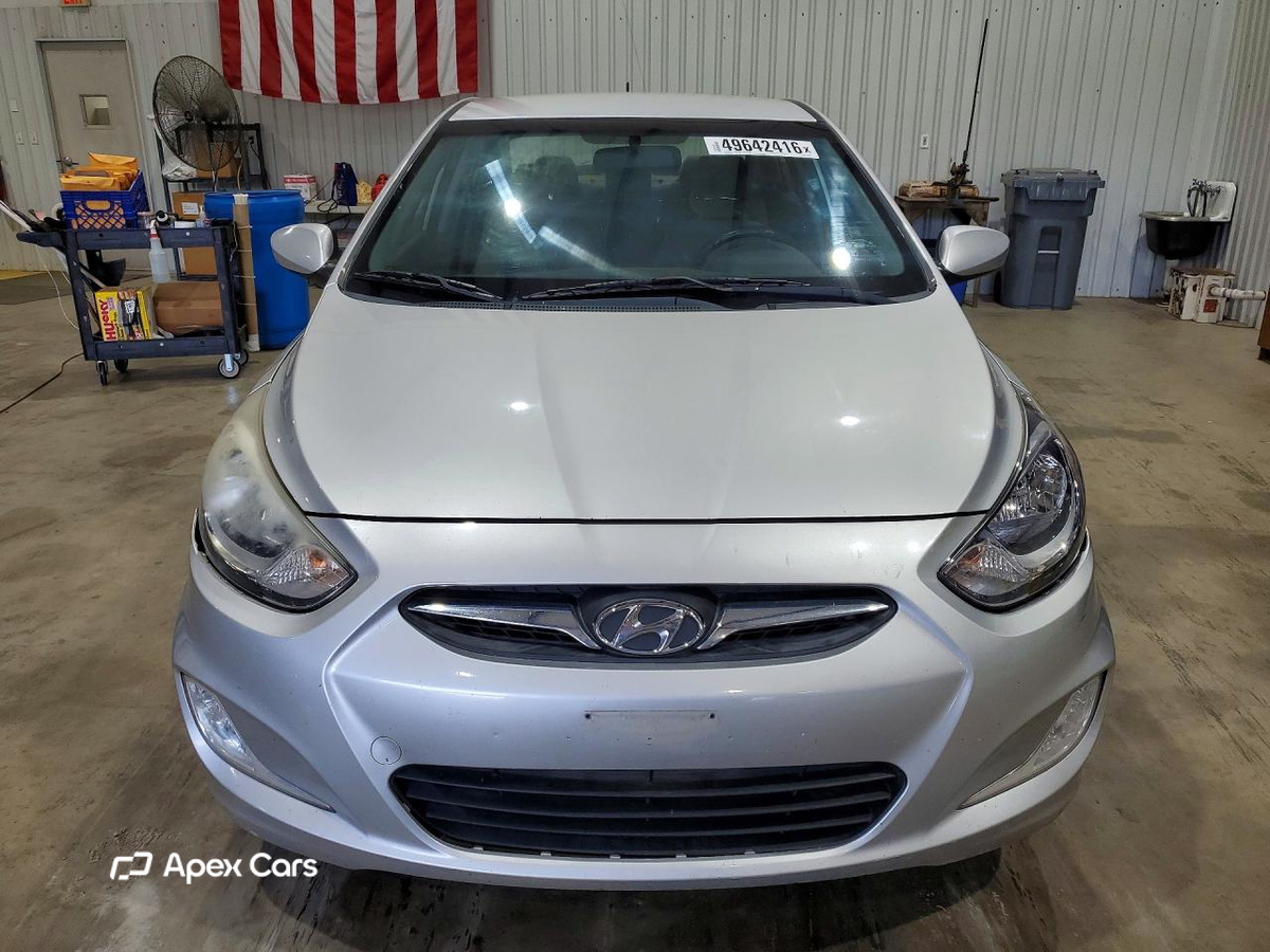 Hyundai Accent 2012