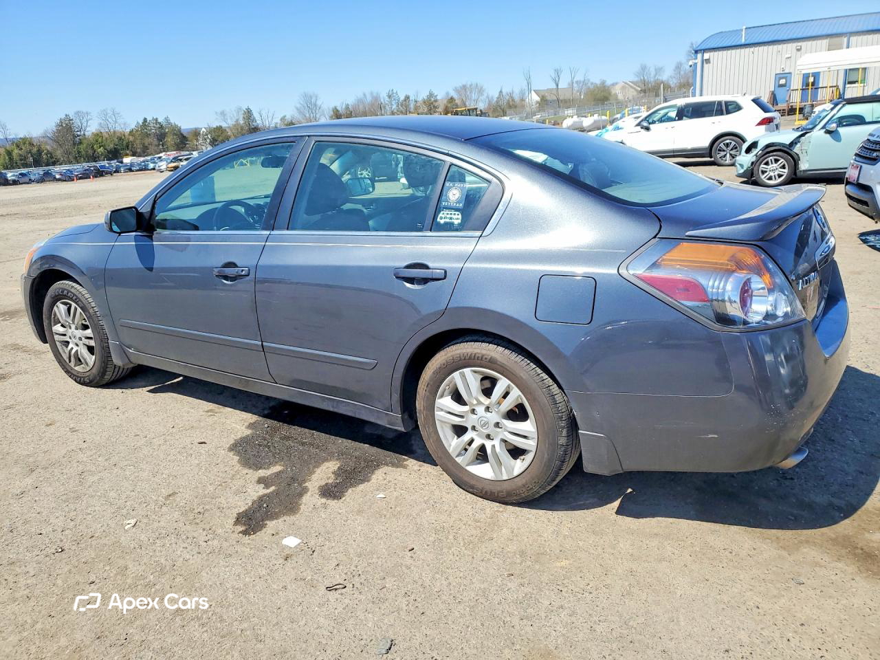 Nissan Altima 2011