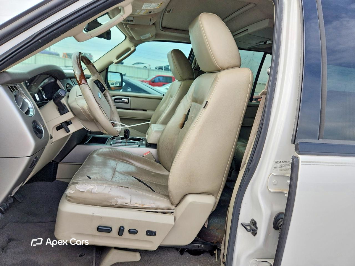 Ford Expedition 2010