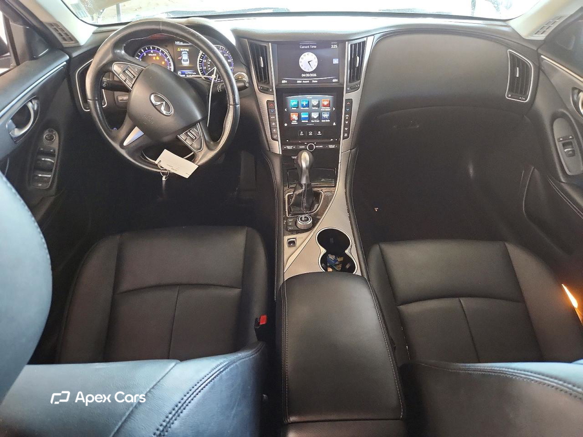 Infiniti Q50 2016