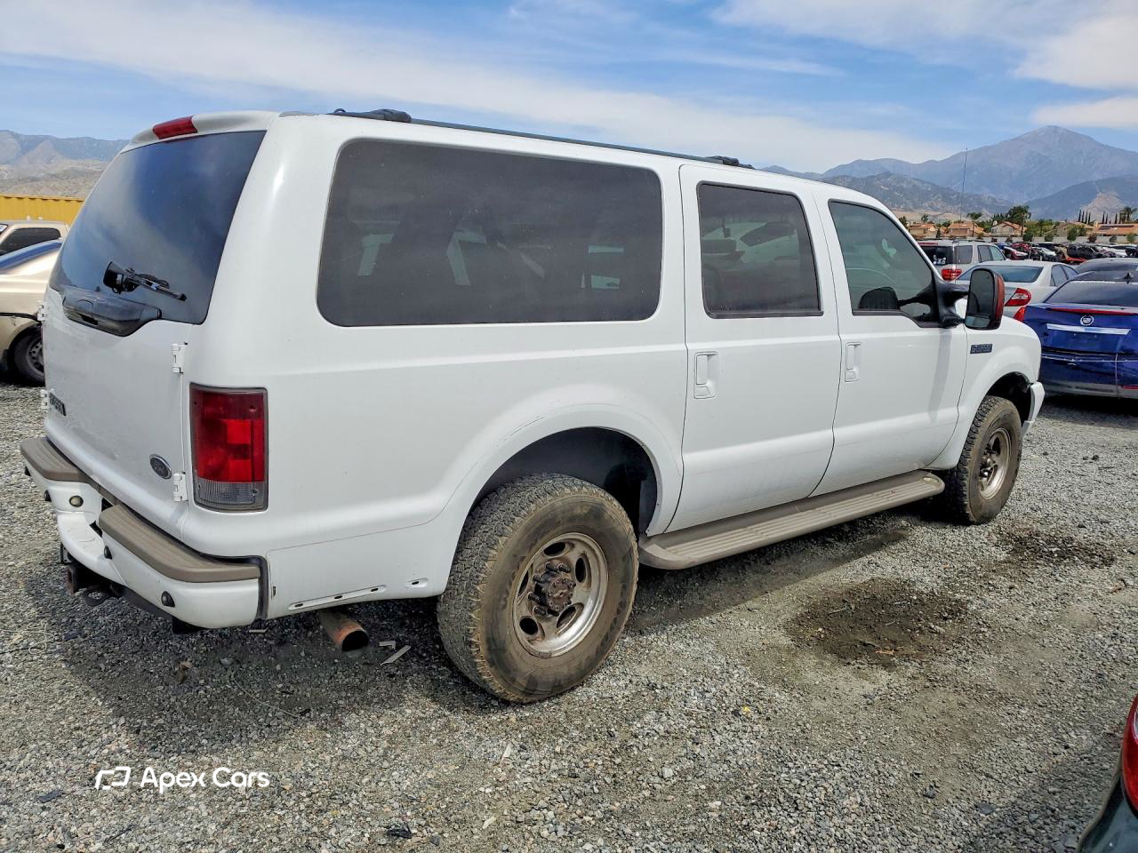Ford Excursion 2004