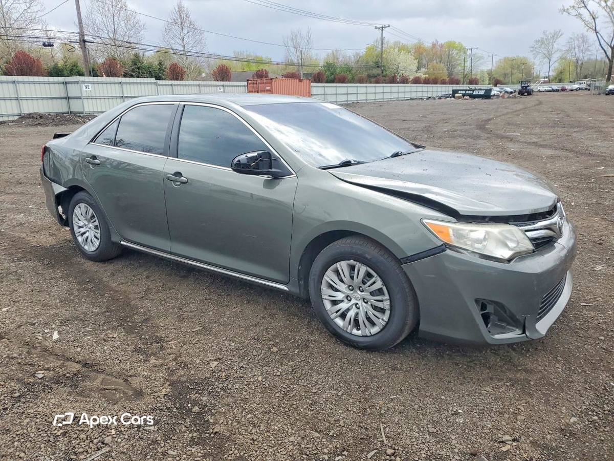 Toyota Camry 2013
