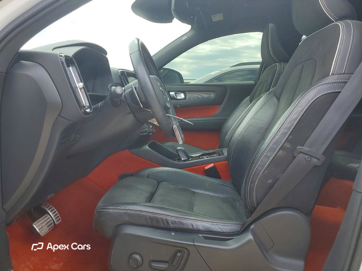 Volvo XC40 2019