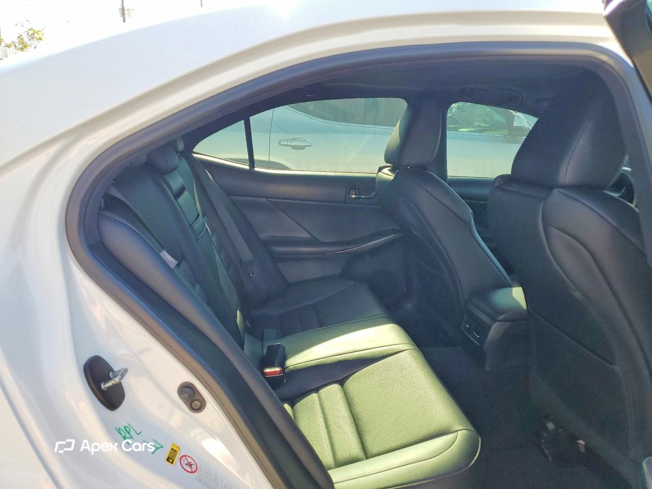 Lexus IS 2014