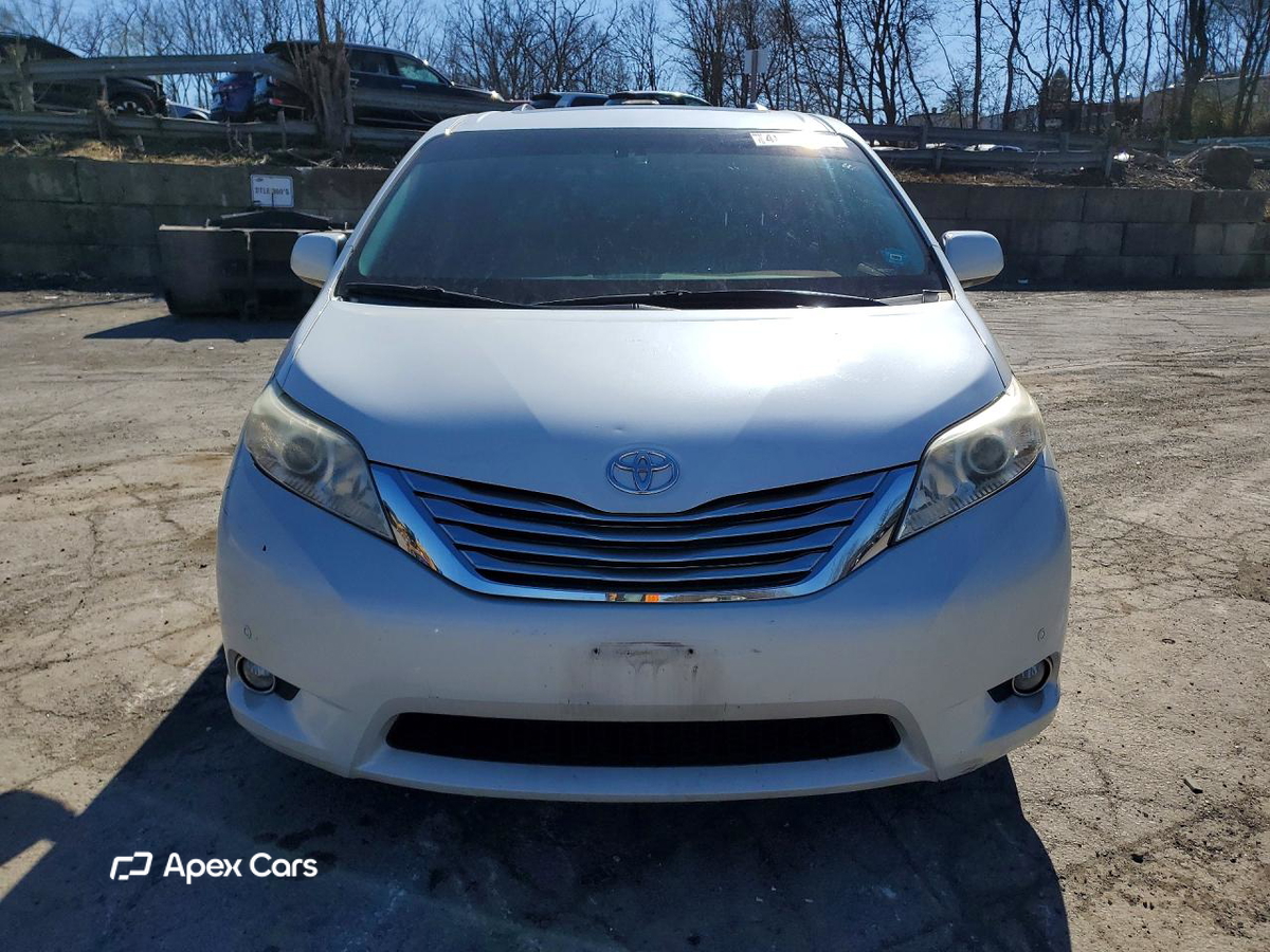 Toyota Sienna 2012