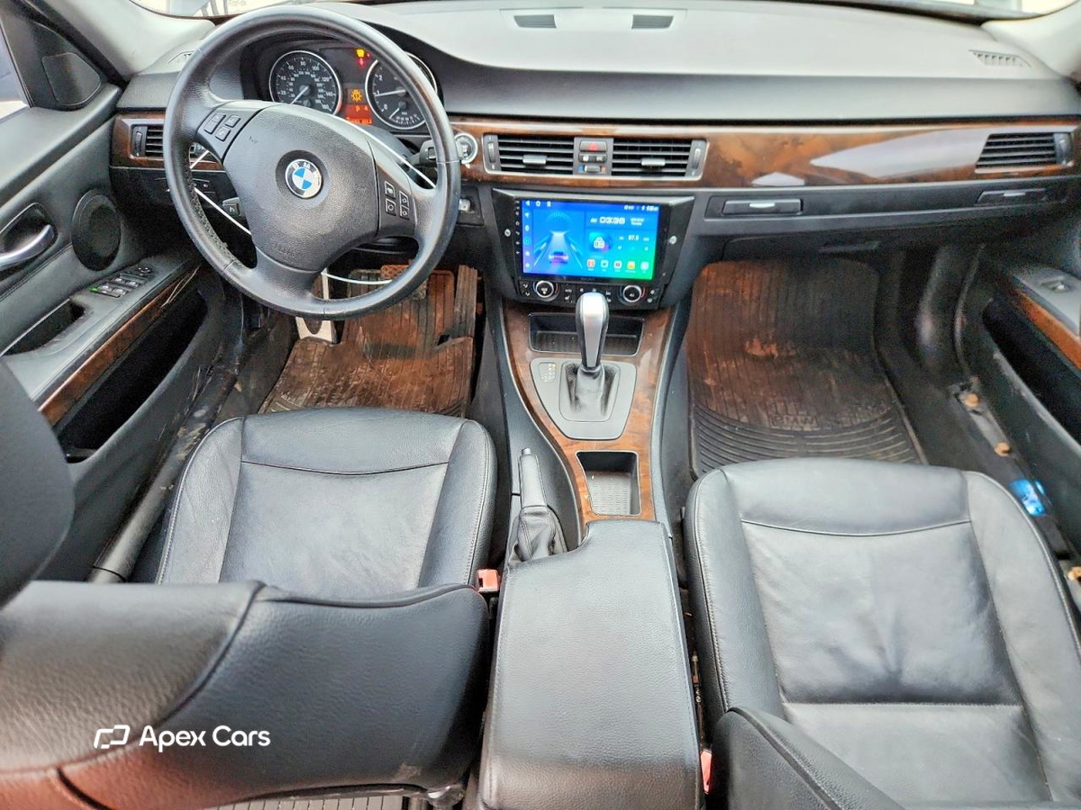 BMW Series 3 2011