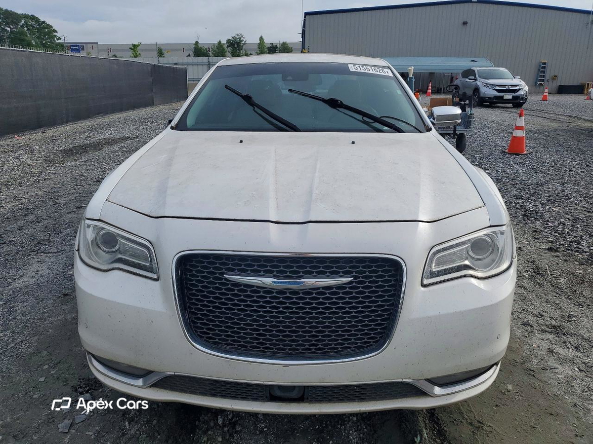 Chrysler 300 2016