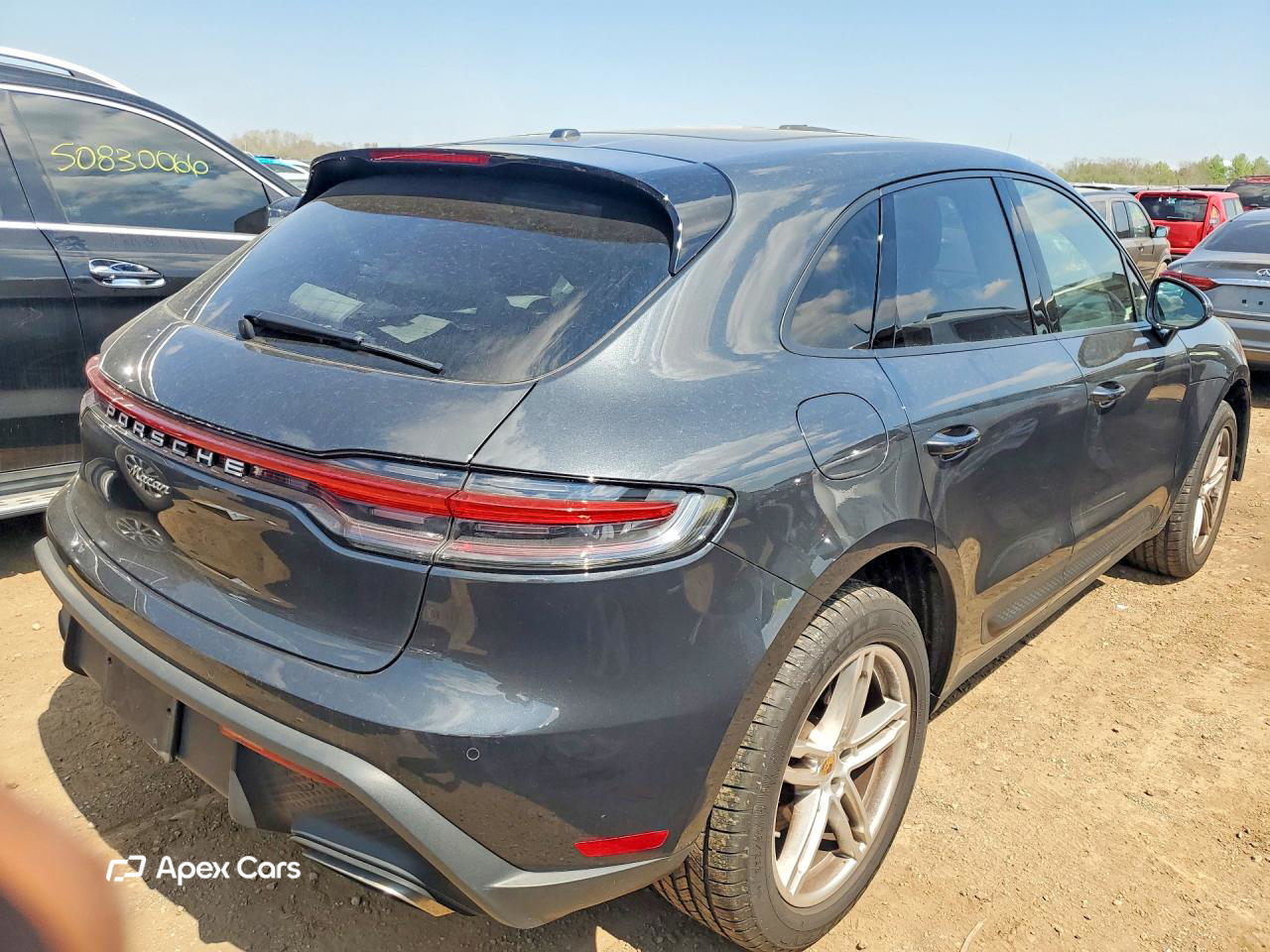 Porsche Macan 2024