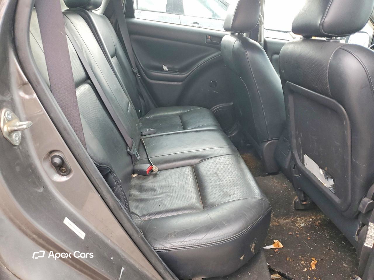 Pontiac Vibe 2005