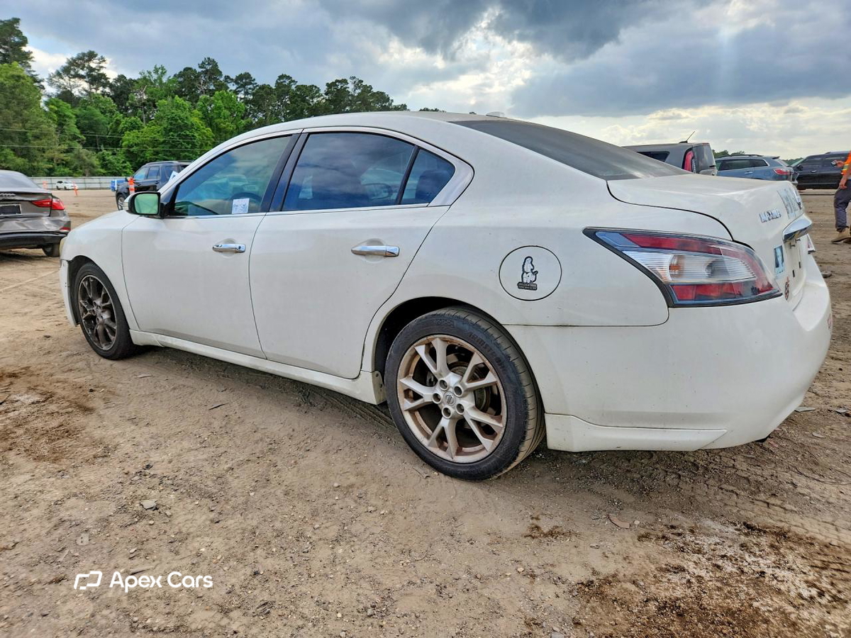 Nissan Maxima 2012