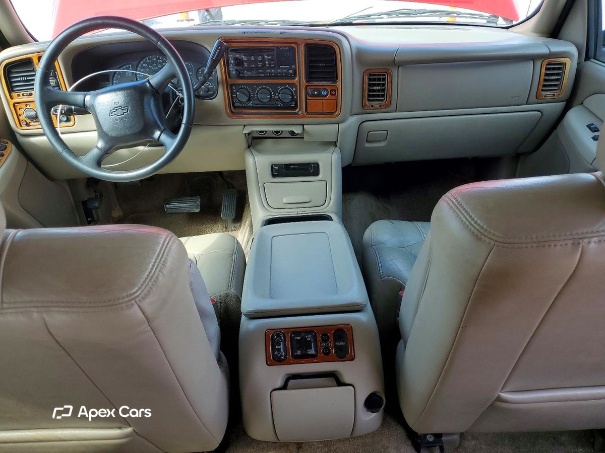 Chevrolet Suburban 2001
